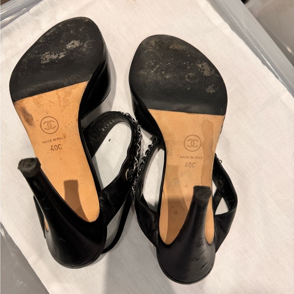 Authentic Pre-Owned CHANEL
2018 Interlocking CC Logo Slingback Sandals - Picture 4 of 8
